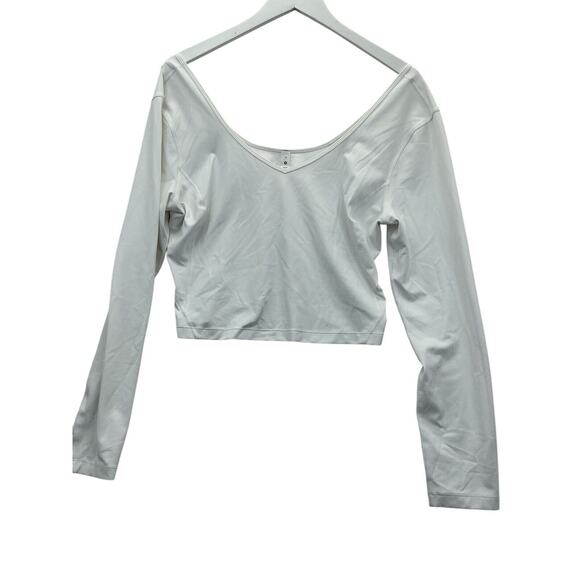 Lululemon Tops - Lululemon Shirt Women Align Long Sleeve V Neck Crop Athleisure Sz.14 White